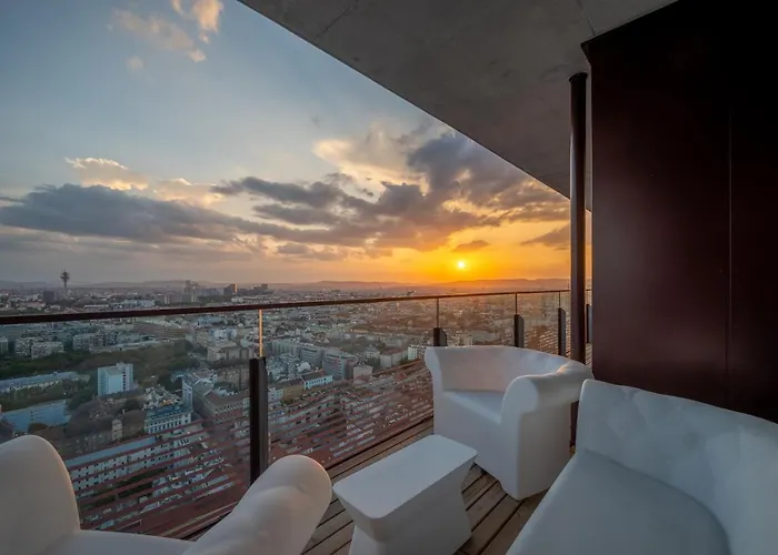Exclusive 2br Skyline Penthouse By Hm * Viena