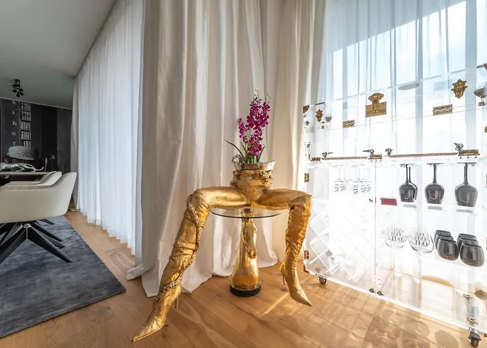 Exclusive 2br Skyline Penthouse By Hm * Viena