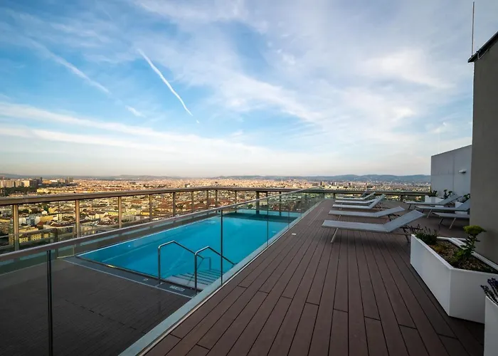 Exclusive 2br Skyline Penthouse By Hm Viena