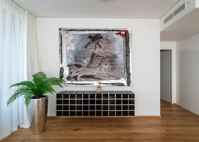 Exclusive 2br Skyline Penthouse By Hm Apartamento
