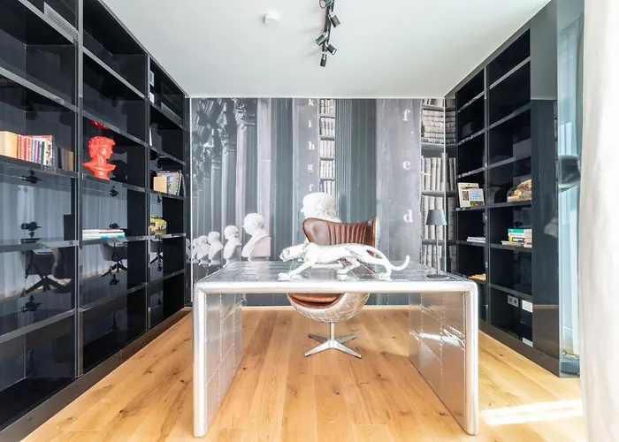 Exclusive 2br Skyline Penthouse By Hm Apartamento *